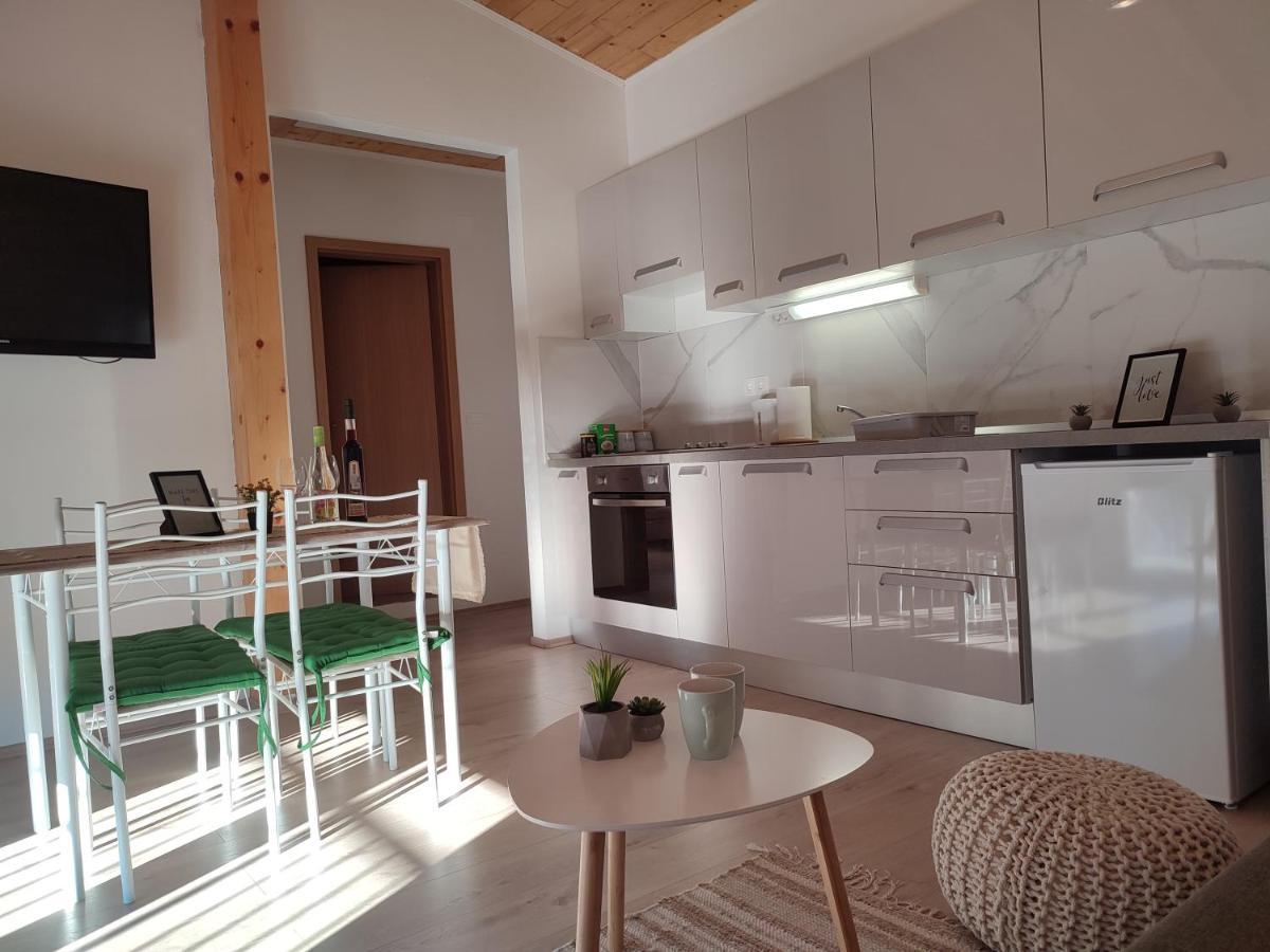 Apartments Pulic Скрадин Экстерьер фото